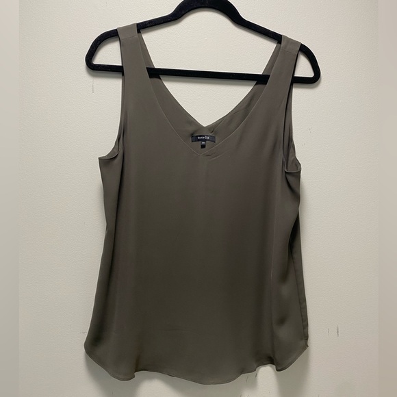 RW & Co. Silky Tank size M - Picture 1 of 6